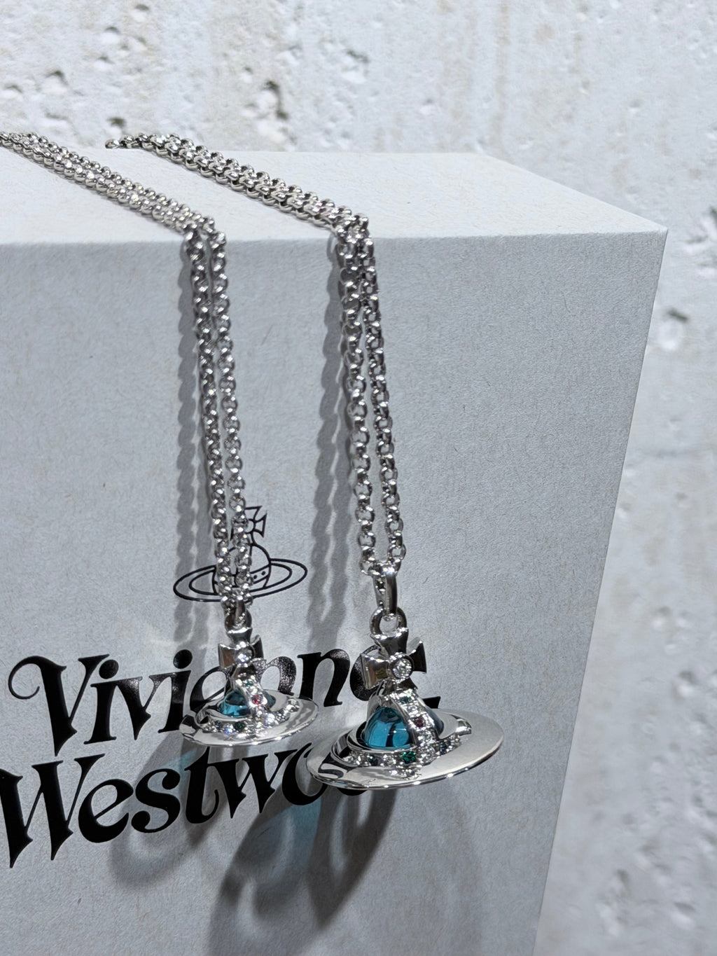 Vivienne Westwood ORB Pendant Crystal Necklace