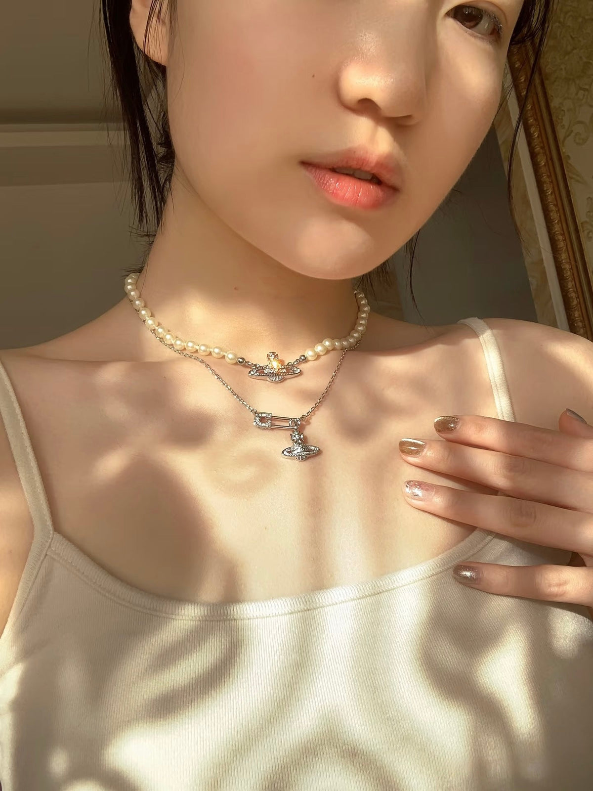 Vivienne Westwood Mini Bas Relief Pearl Choker