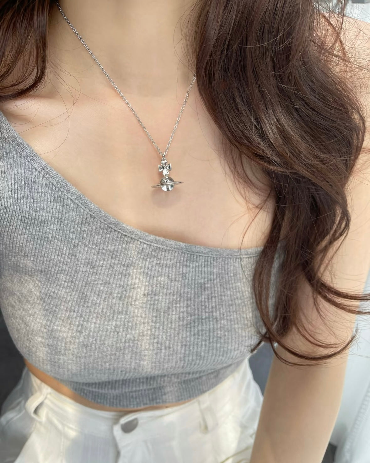 Vivienne Westwood Pina ORB Necklace Medium [Clear White Diamond Planet]