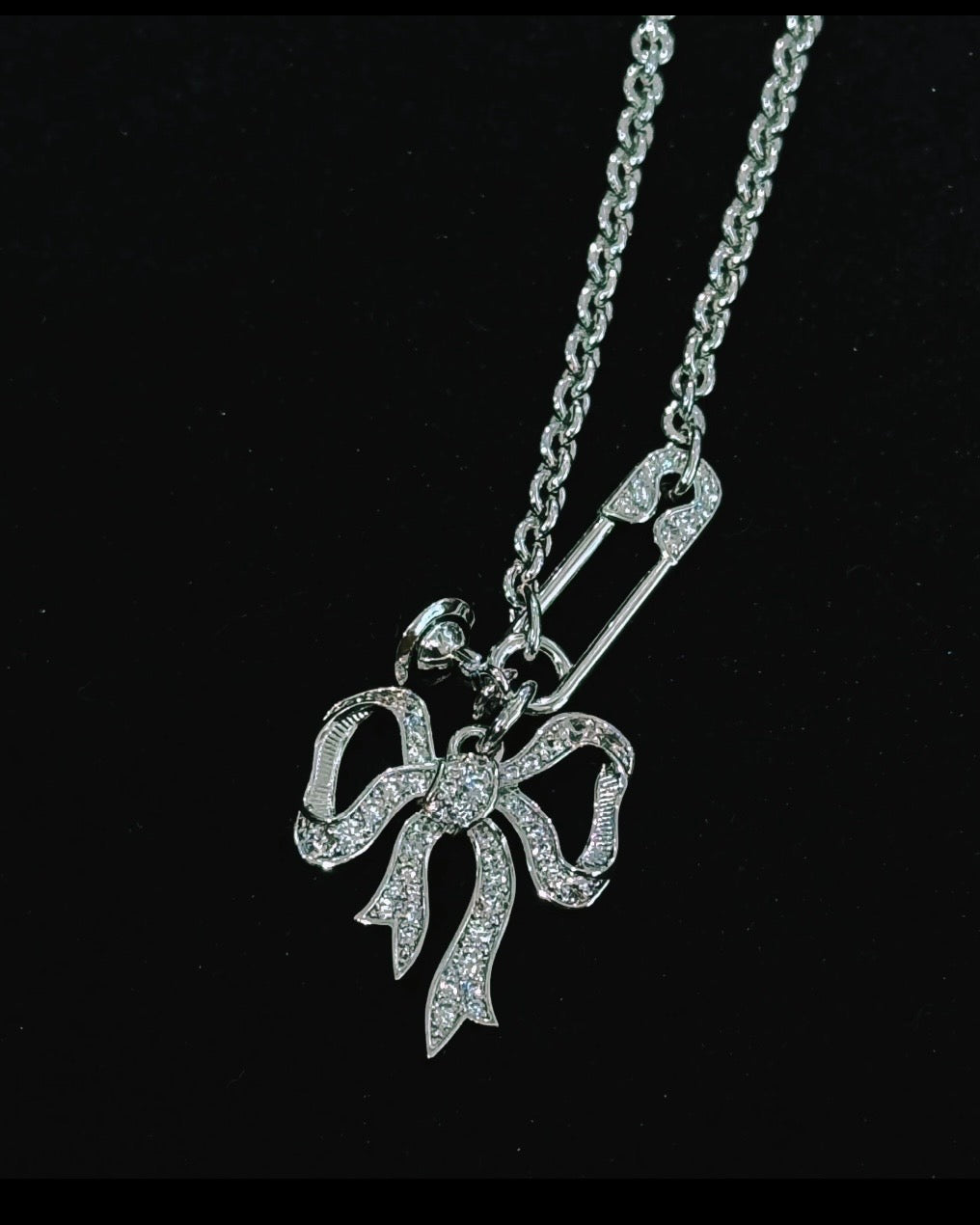 Vivienne Westwood Lilith Pendant Necklace зµ•зѕЋе¤§иќґиќ¶зµђж‰Јй‡ќрџ§·пј»жњЂж–°дёЉжћ¶пјЅ