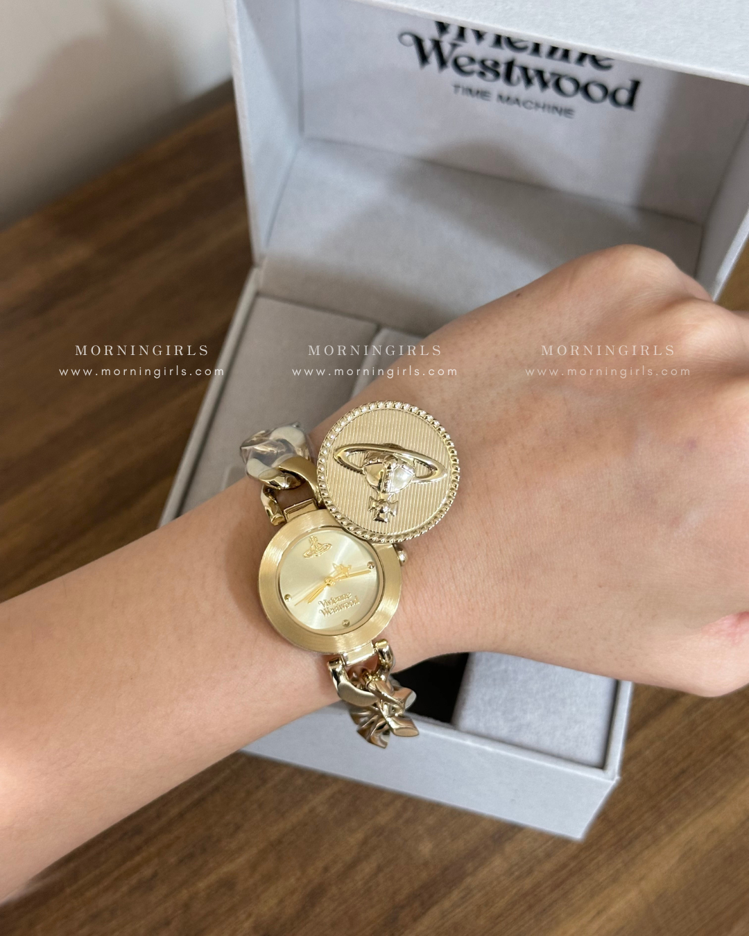 Vivienne Westwood Orb Button Watch, Sliding Case [Cuban Chain, Vintage Style, Sold Out in Europe, Last Batch Arriving Mid-December]