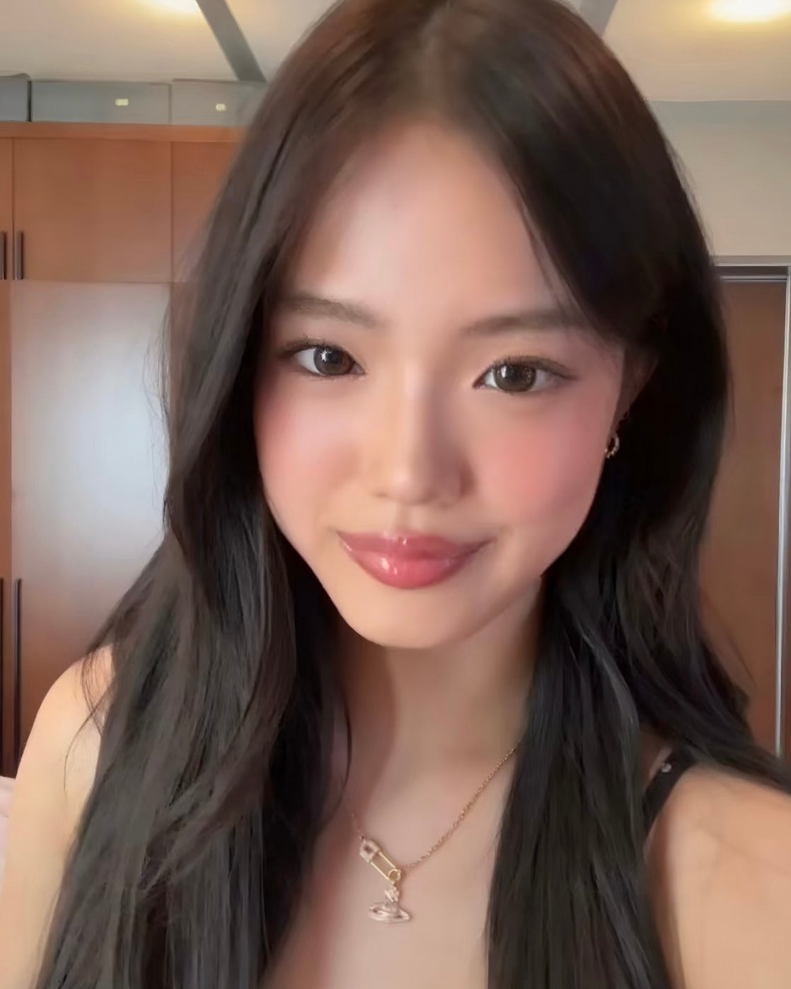 Vivienne Westwood Lucrece Orb Necklace ж‰Јй‡ќй–ѓй‘Ѕрџ§· [Blackpink JennieеђЊж¬ѕж‰Јй‡ќзі»е€—]