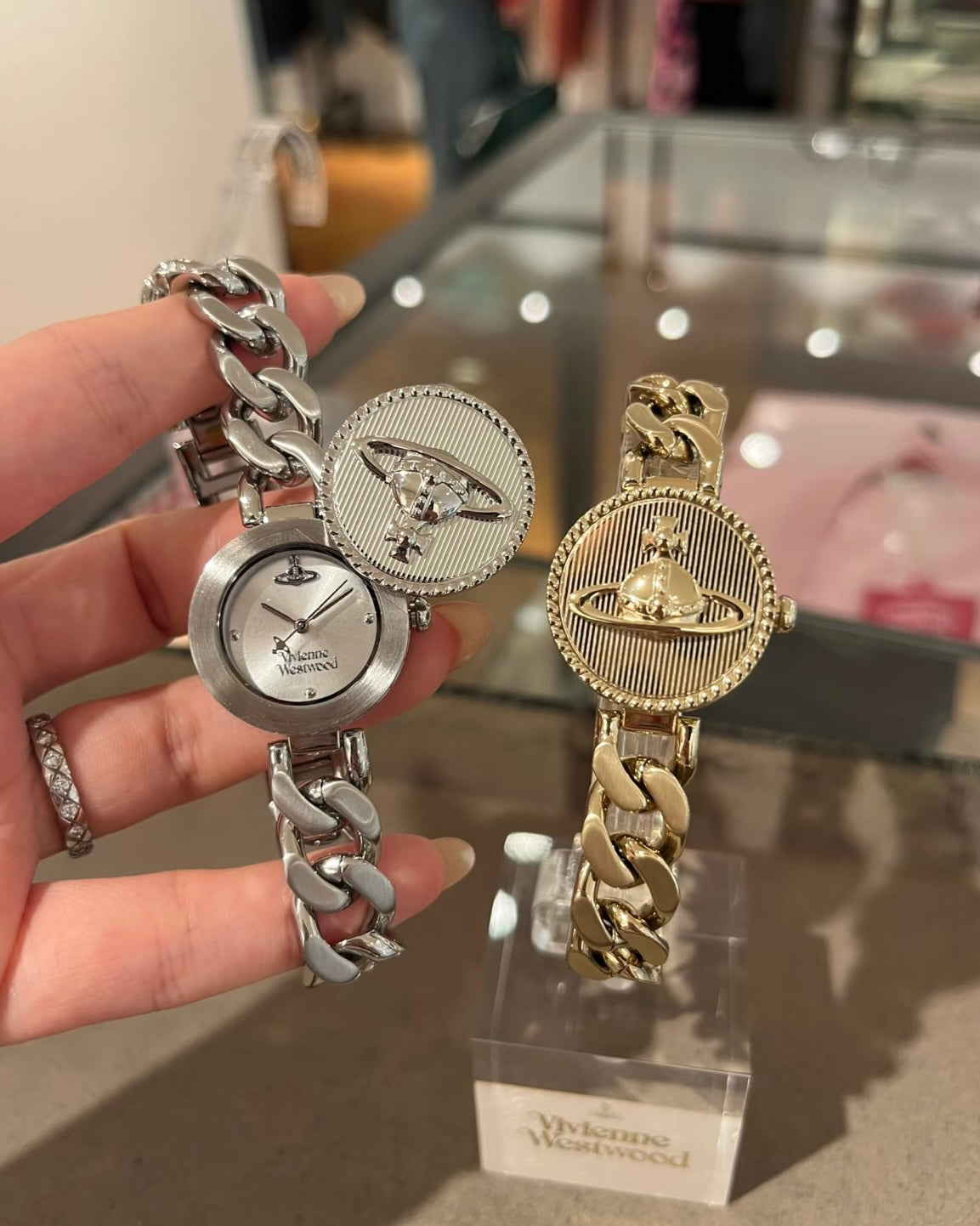 Vivienne Westwood Orb Button Watch, Sliding Case [Cuban Chain, Vintage Style, Sold Out in Europe, Last Batch Arriving Mid-December]