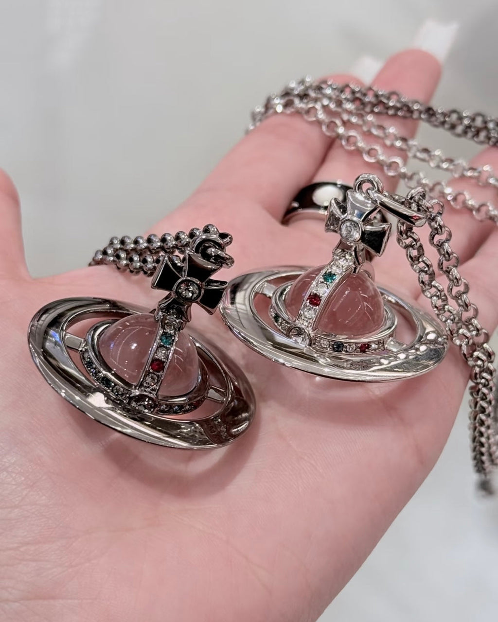 Vivienne Westwood ORB Pendant Crystal Necklace Transparent Silver Planet
